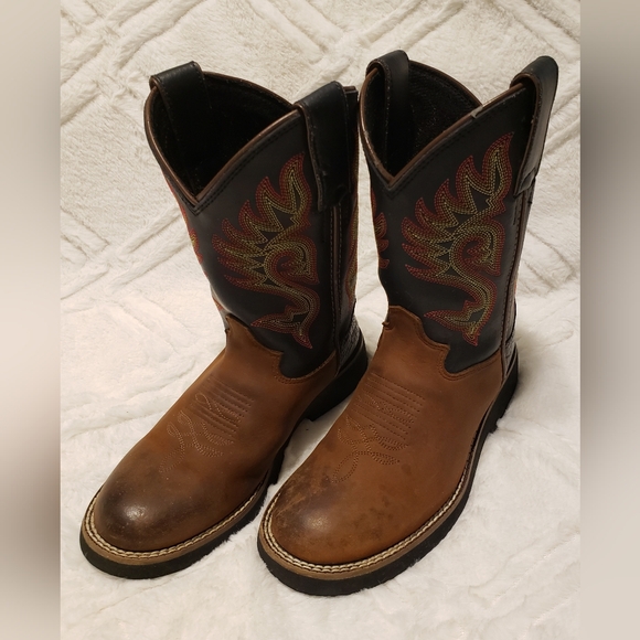 Justin Cowboy Boots - Picture 1 of 4